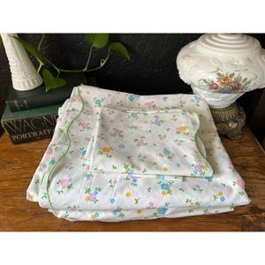 Vintage Scalloped Edge Cottagecore Floral Double/Full Sheet Set with Pillowcases